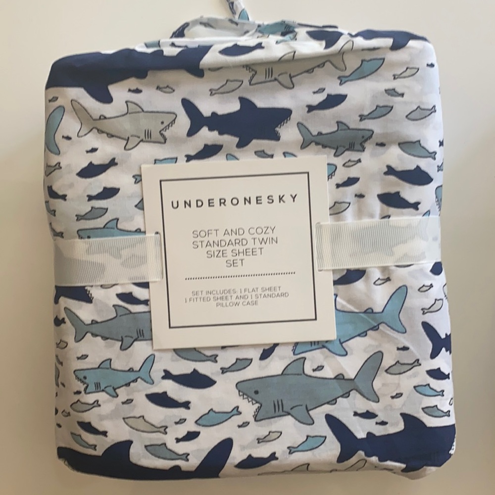 🦈 NEW shark twin sheets⭐️ New⭐️